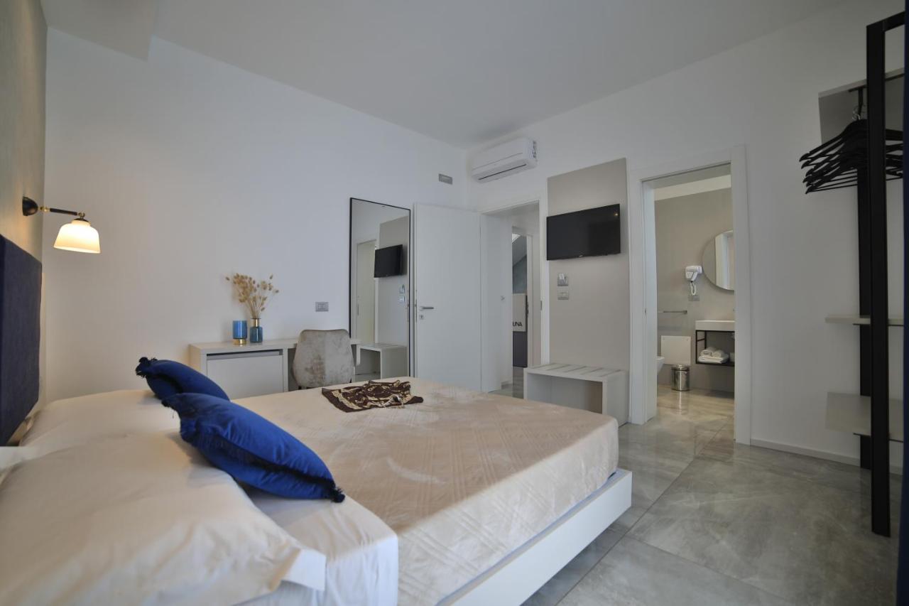 Calaluna Rooms Porto Cesareo Exterior photo