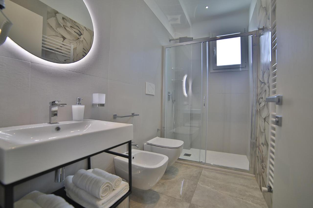 Calaluna Rooms Porto Cesareo Exterior photo