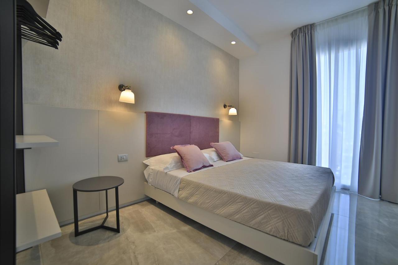 Calaluna Rooms Porto Cesareo Exterior photo