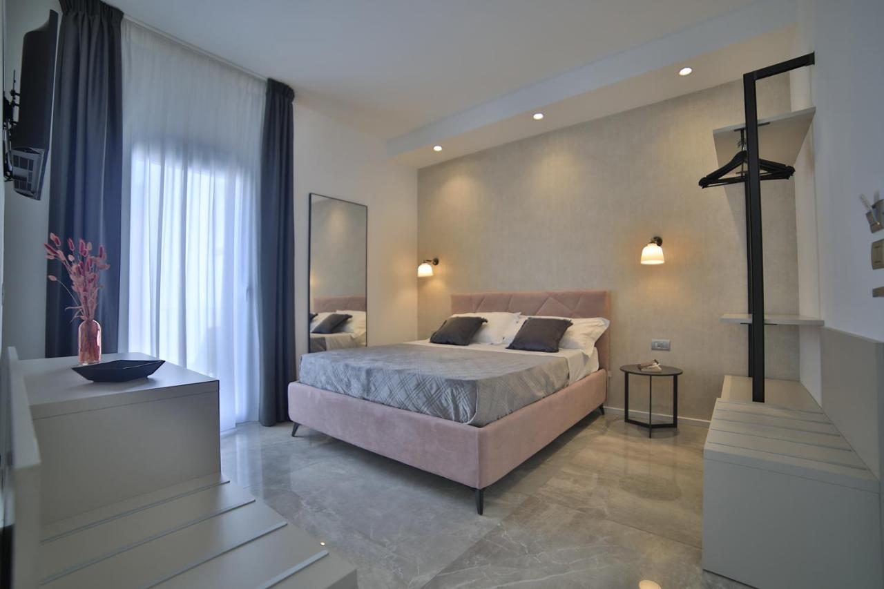 Calaluna Rooms Porto Cesareo Exterior photo